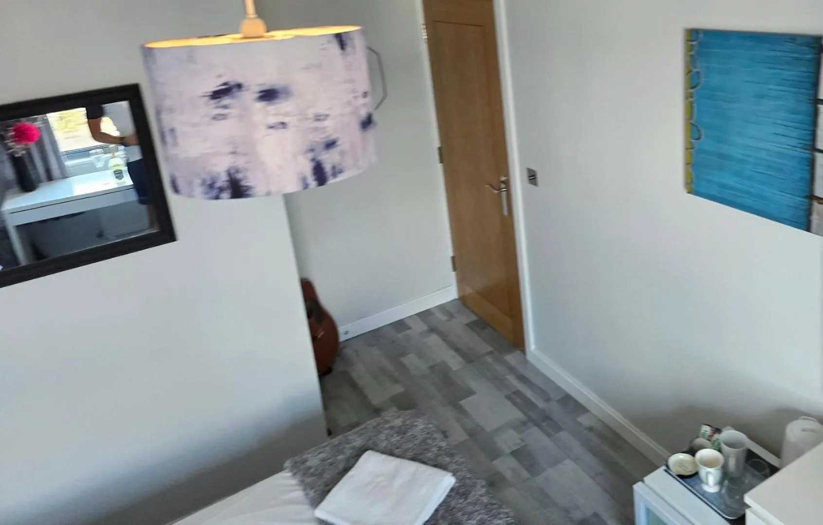 Homestay 2 Spacious Rooms In The Heart Of The Marina Swansea